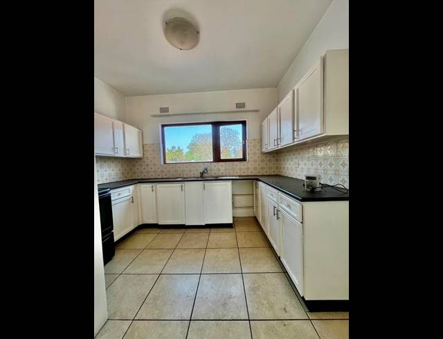 2 BEDROOM APARTMENT FOR SALE IN WENDYWOOD